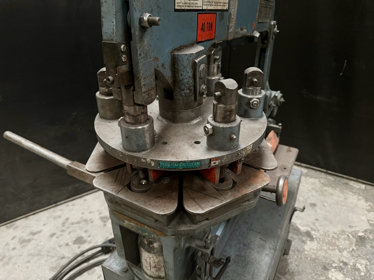 Flat-bar shear on Scotchman 4014-T