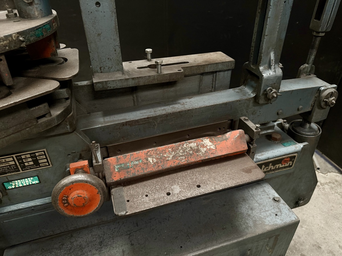Revolving turret punch on Scotchman 4014-T